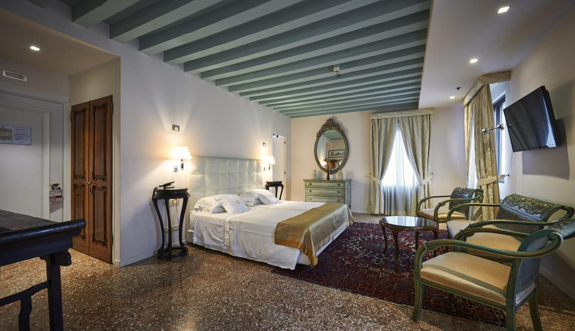 Ca' Nigra Lagoon Resort Venesia Bagian luar foto